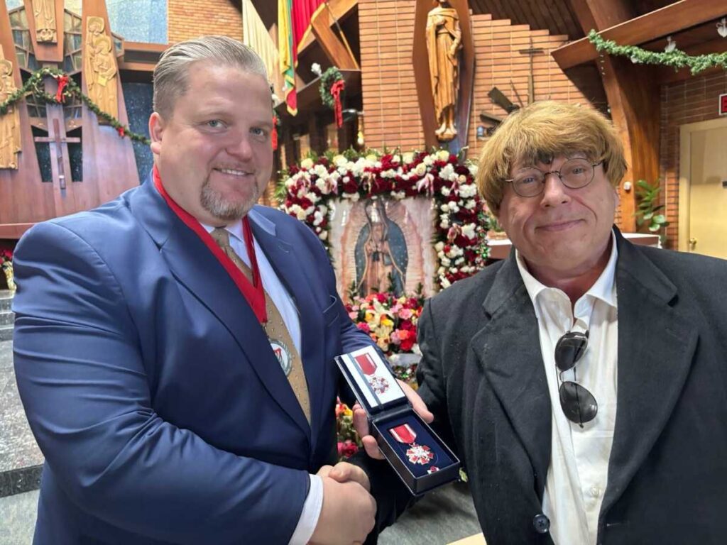 Lithuanian officials visit historic church in Maspeth to honor the Knights of Lithuania – QNS