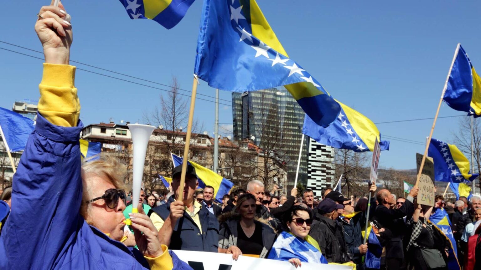 On Dayton’s Anniversary, New Threats to Bosnia’s Peace Guarantor