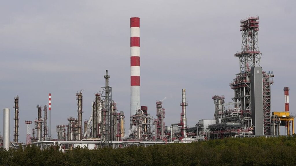 US denies operating license to Serbia's Russian-owned oil refinery