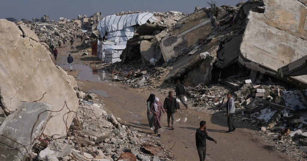 IDF Says Misfired Shell Hit Gaza City; Palestinians Report 11 Wounded in Israeli Strike