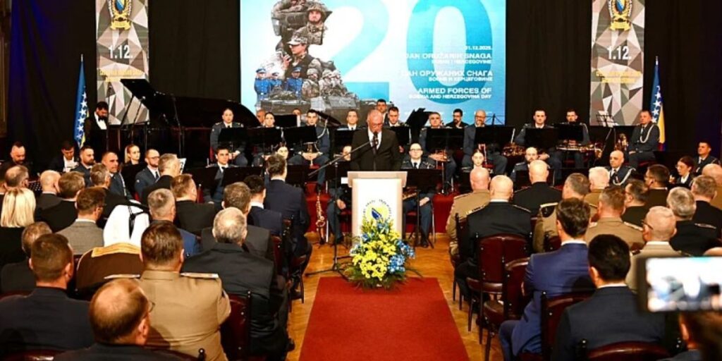 Serbian officers boycott a ceremony of the Bosnian Armed Forces - because of representatives from Kosovo