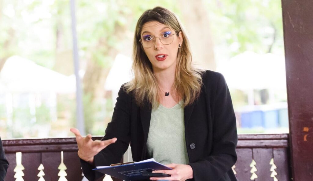 Minister Diana Buzoianu, attacked by AUR and PSD during debates in Parliament / USR Deputy: "You are trembling that the mafias are being destroyed. Are you angry that you can no longer steal with the Environmental Guard, with Romanian Waters or with Romsilva?"