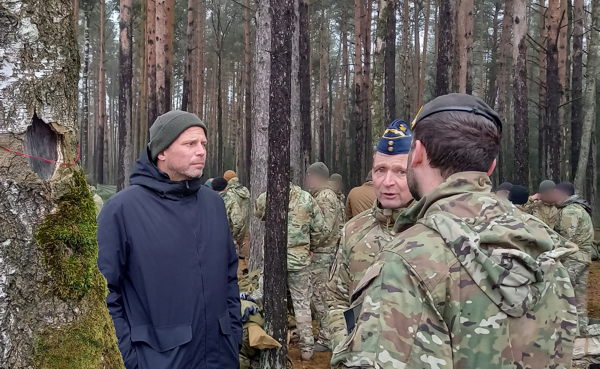 Defence minister sees growing Russian threat during visit to Belgian troops in Lithuania