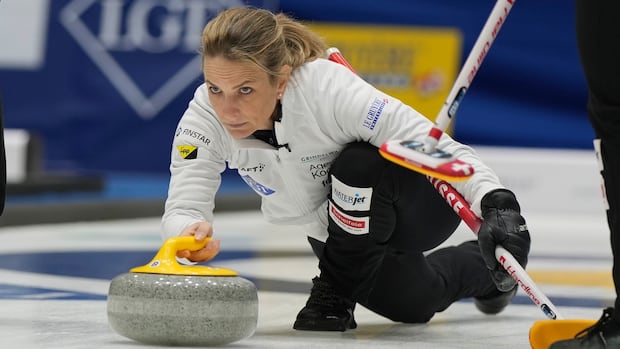 Switzerland's Tirinzoni tops Japan's Fujisawa to win women's curling final at HearingLife Canadian Open