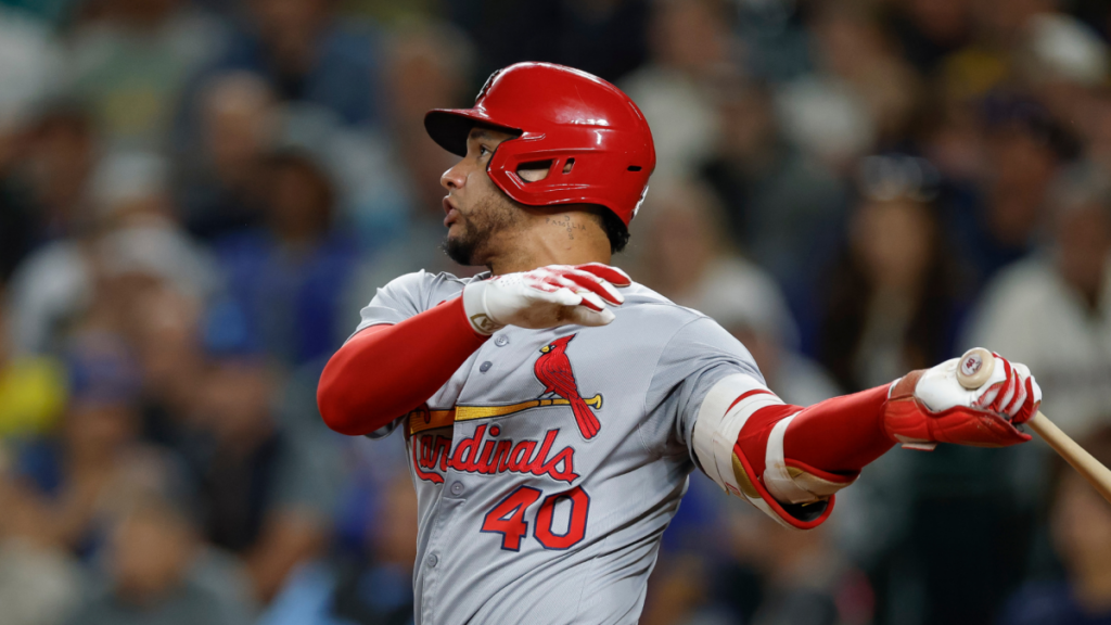 Willson Contreras traded to Red Sox as Cardinals continue rebuild