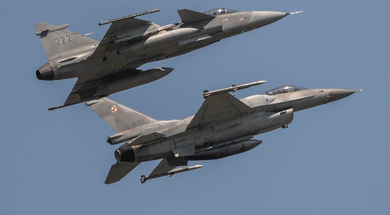 Poland intercepts Russian plane over airspace breach Poland intercepts Russian plane over airspace breach