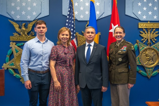 CGSC International Hall of Fame Induction Ceremony for Moldovan Minister of Defence