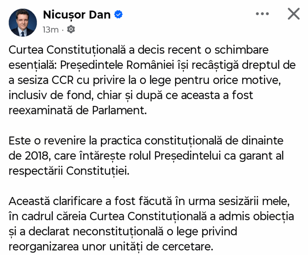 Oops!ND and rolled up his shirt