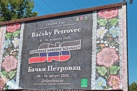 Fico abandons ethnic Slovaks in Serbia by siding with Vučić