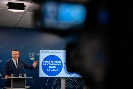 Most people in Slovakia to feel the pinch of Fico’s third consolidation package