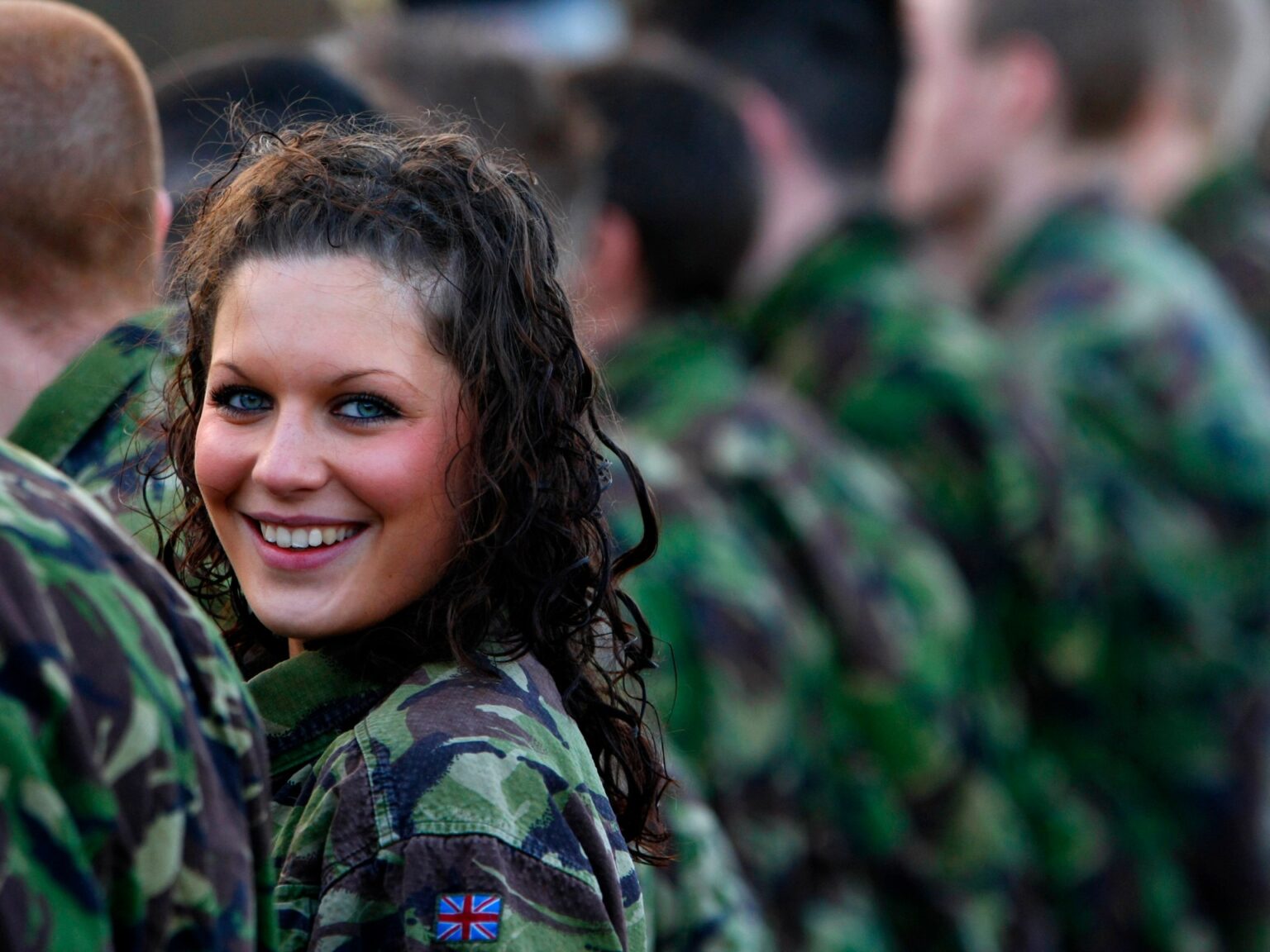 UK youth to be offered military ‘gap year’ in bid to boost defence: Report | Military News