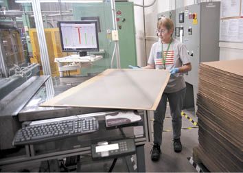 FuelCell Energy posts 4Q revenue growth, details restructuring and layoffs in annual report