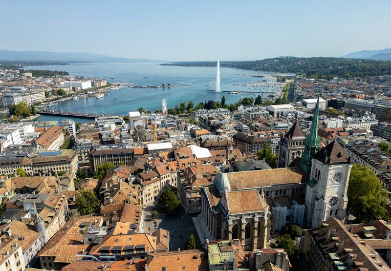 Switzerland’s KOF institute expects economic growth to slow next year despite trade deal