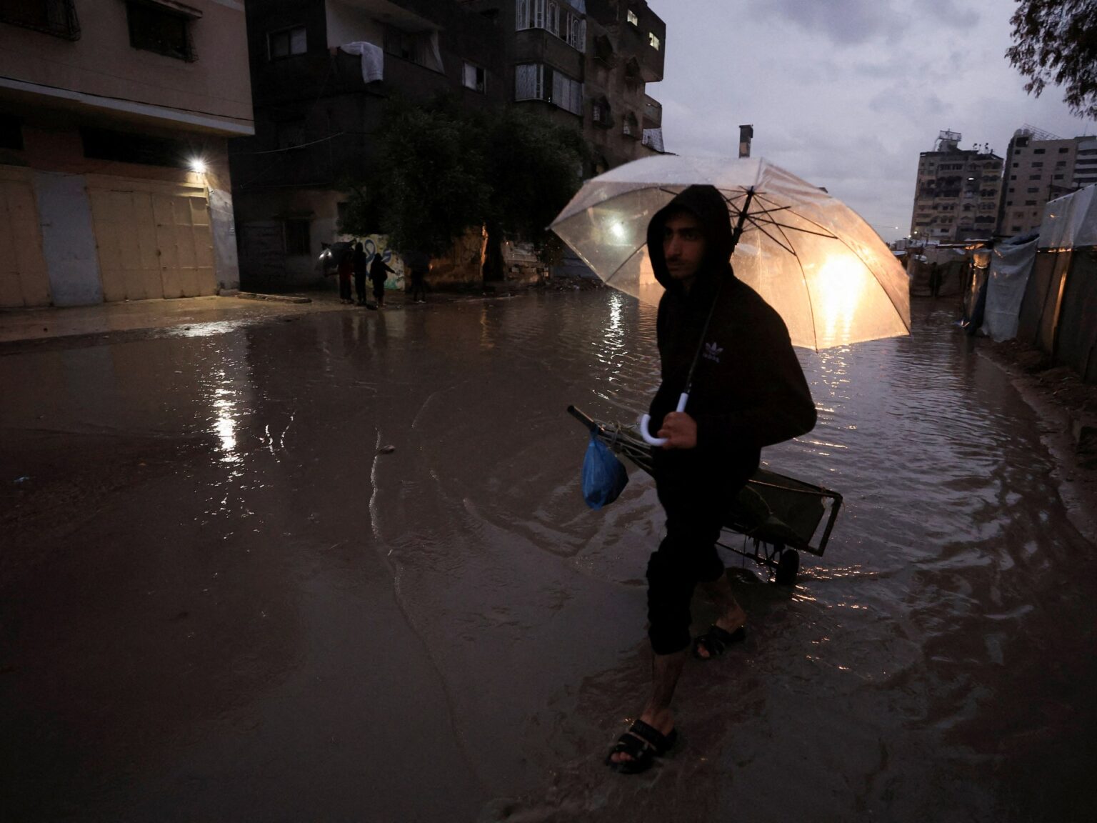 Israel bombs Gaza wedding as mediators hold ceasefire talks in US | Israel-Palestine conflict News