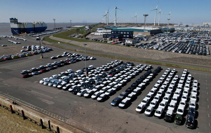 German auto exports hit hard by Trump tariffs, study shows | 1450 AM 99.7 FM WHTC
