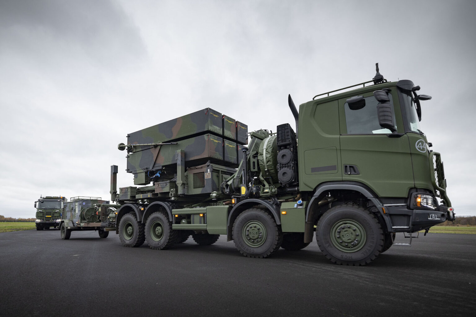 Netherlands Deploys Patriot and NASAMS to Protect Military Aid Hub in Poland