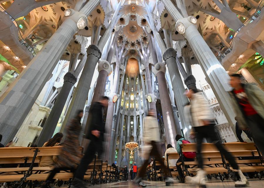 Spain sees increase in winter visits by Chinese tourists-Xinhua
