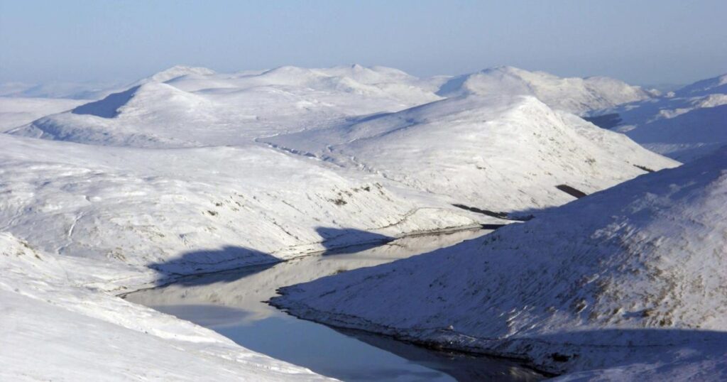 UK shaken by more than 300 earthquakes throughout 2025 UK shaken by more than 300 earthquakes throughout 2025