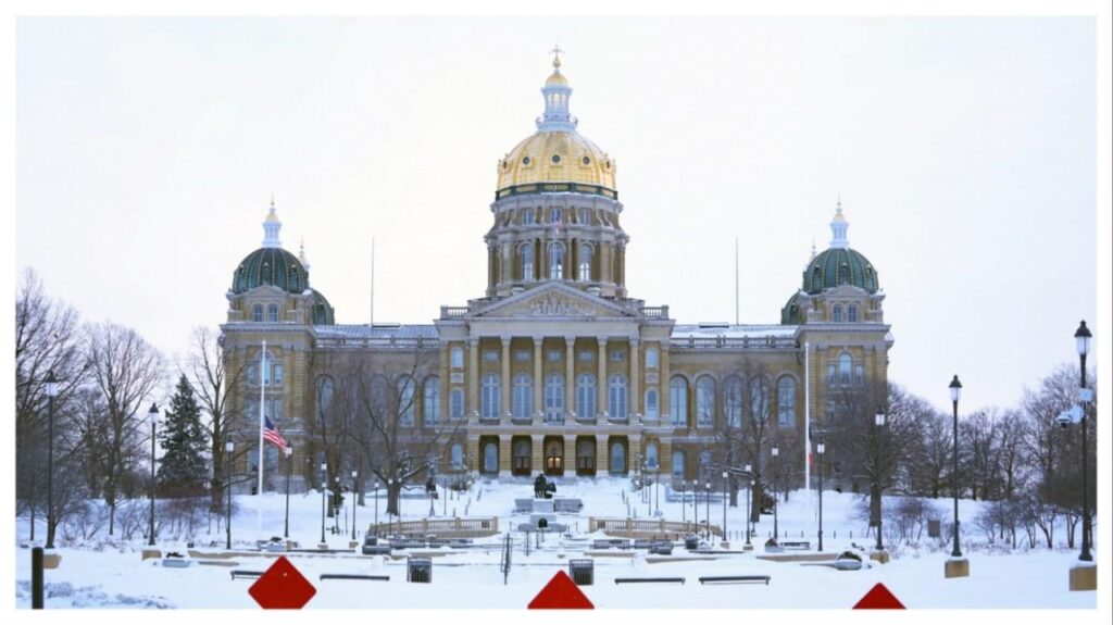 Democrat wins Iowa state Senate race, blocking GOP from regaining supermajority