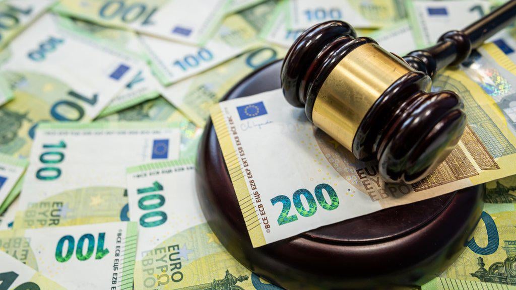 Payment by cash has become a constitutional right