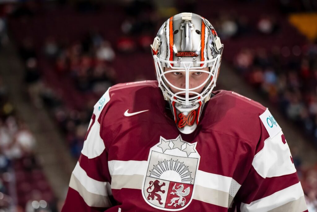 Switzerland, Latvia advance at world junior championship