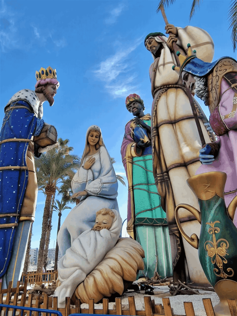 I impressed with world's tallest Nativity scene  in Alicante