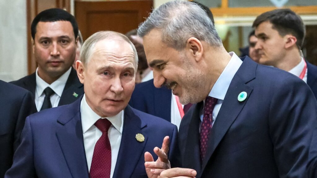 Türkiye’s foreign minister logs 73 diplomatic visits in 2025