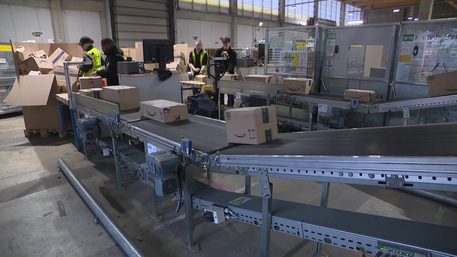 POST Luxembourg reports one million parcel deliveries in December alone