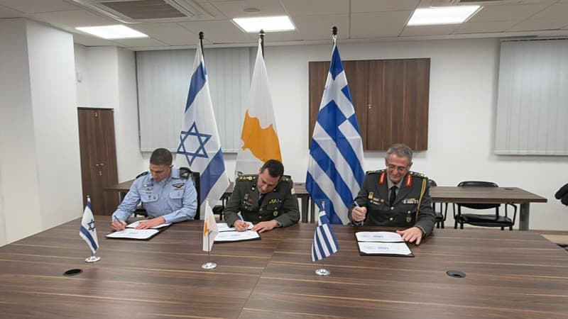 Trilateral work plan for military cooperation between Israel, Greece, Cyprus signed Yahoo news home