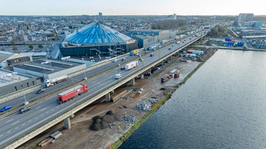 I would like to wish everyone happy holidays!