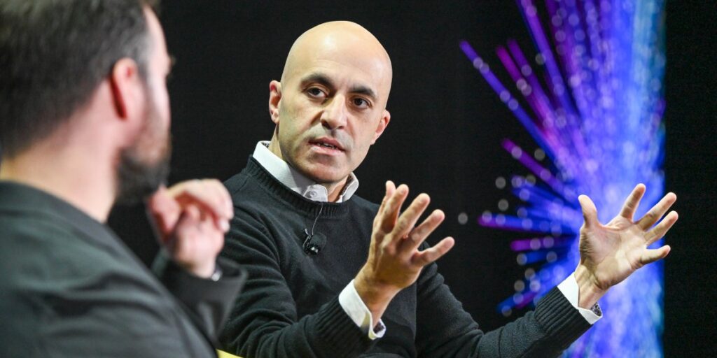 Down Arrow Button Icon Down Arrow Button Icon