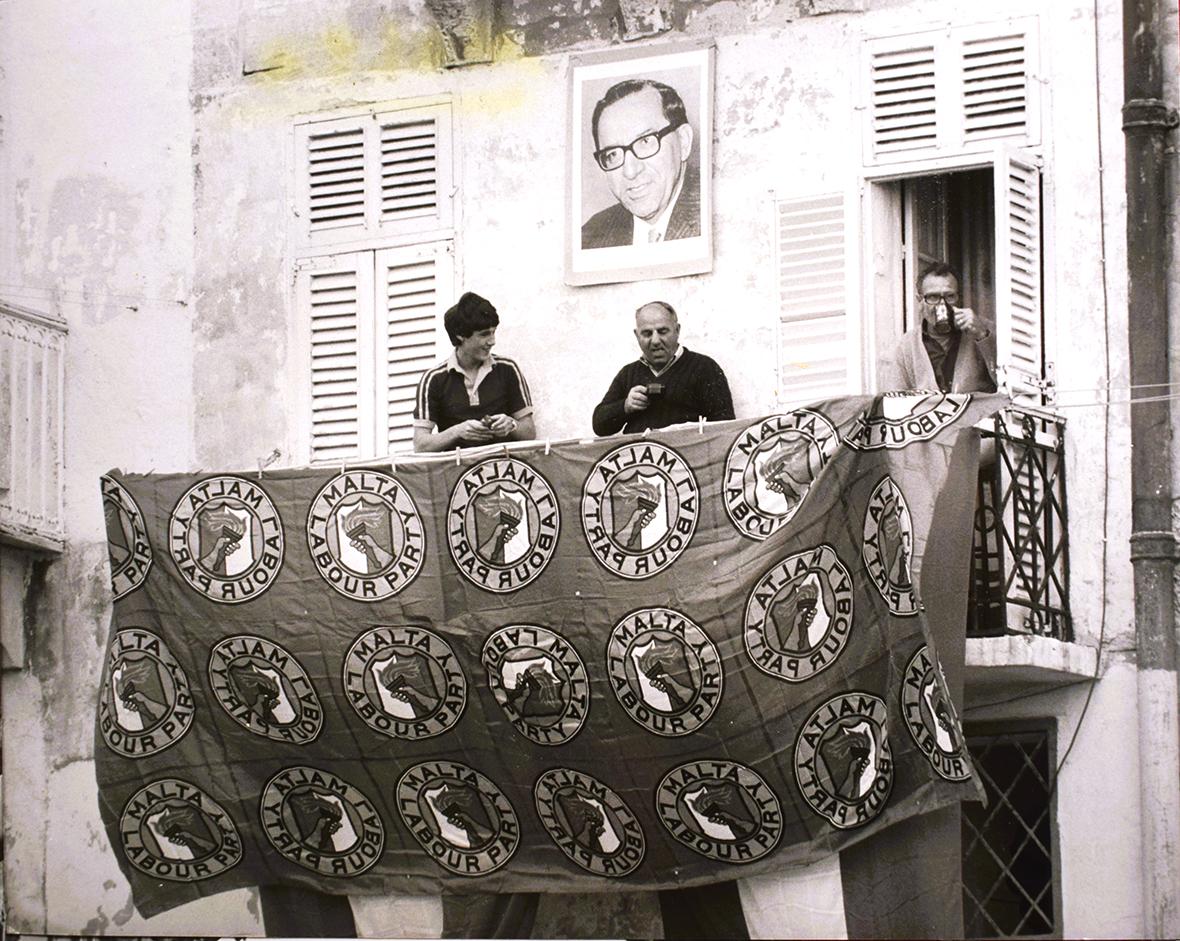 The balcony of a Labour Party supporter in Valletta. ‘1985’ was written on the back of the card.