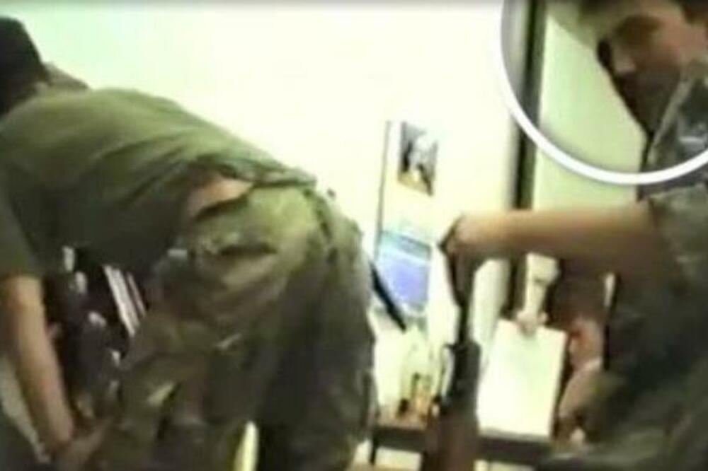 Photo released by US Immigration and Customs Enforcement, showing Kemal Mrndžić (right) on November 2, 1992, Photo: US Immigration and Customs Enforcement