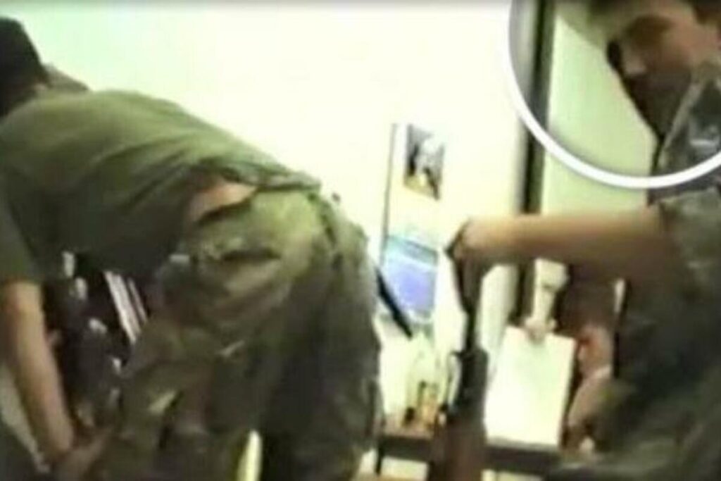 America expels guard from notorious camp in Bosnia and Herzegovina where Serbs were tortured and killed America expels guard from notorious camp in Bosnia and Herzegovina where Serbs were tortured and killed