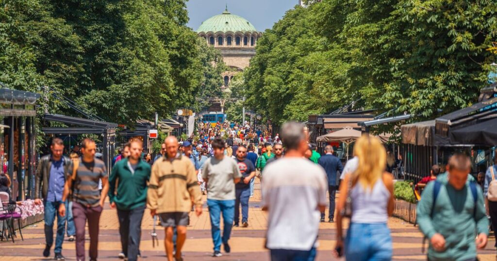 Chaos in EU’s poorest country as adopting euro to ‘make things worse’ | World | News