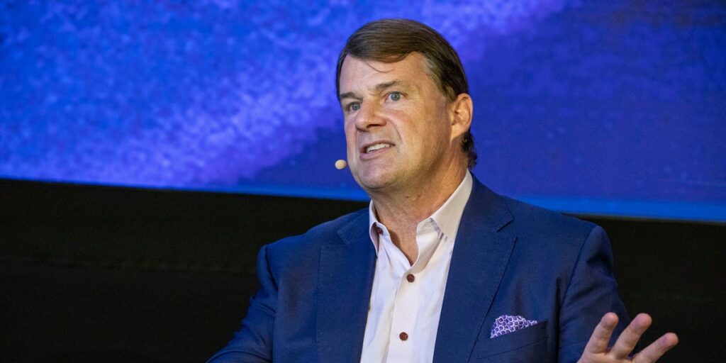 Ford Is Retreating on EVs and Entering the Data Center Battery Market Ford Is Retreating on EVs and Entering the Data Center Battery Market