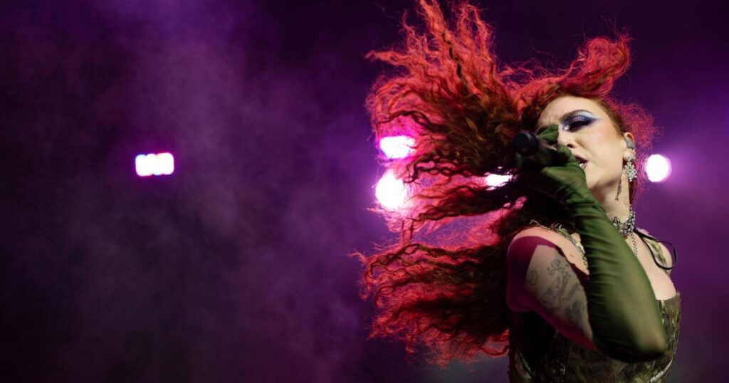 Music stars to ring in 2026 on ‘New Year’s Rockin’ Eve' | Entertainment World