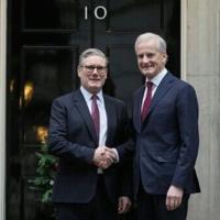 UK, Norway to jointly 'hunt Russian submarines' under new pact | News