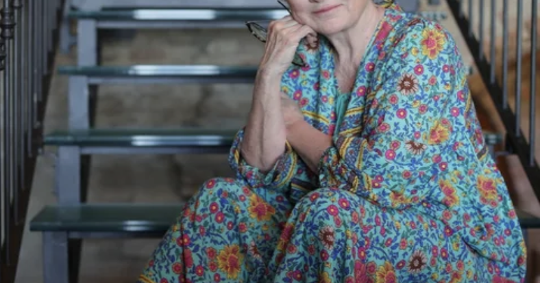 Los Altos native living in Italy publishes memoir | Community