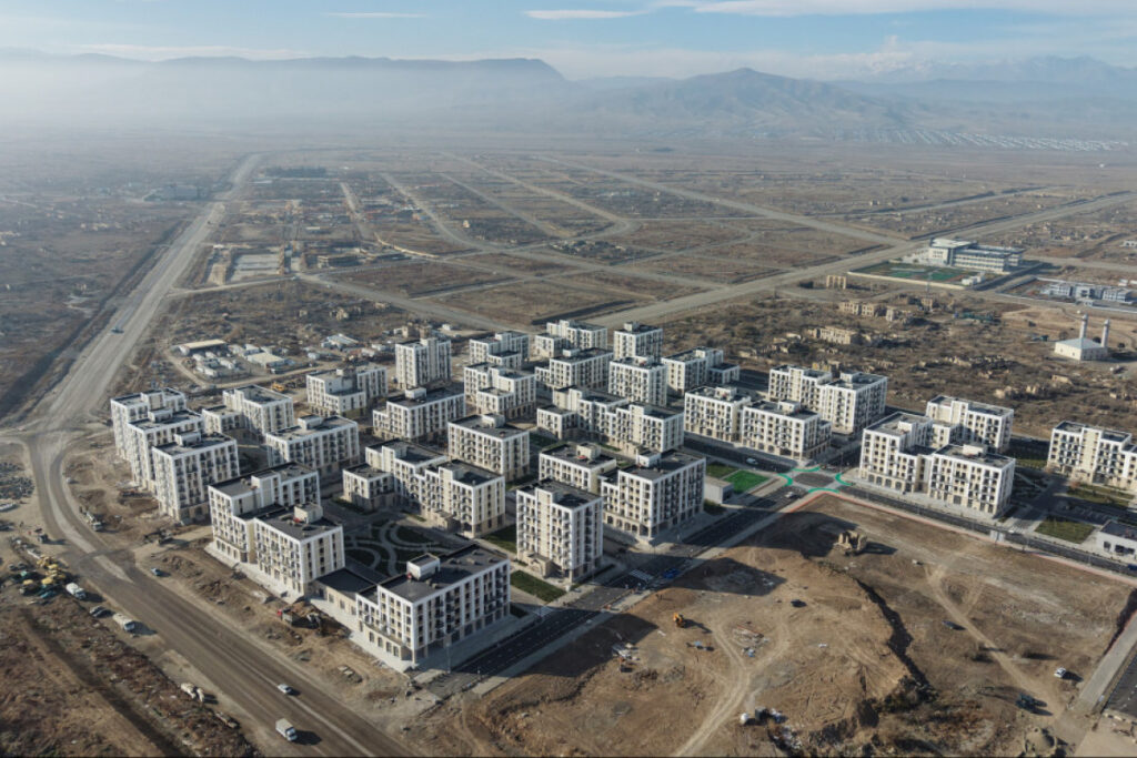President Ilham Aliyev attended opening of second residential complex in Aghdam and met with residents-UPDATED