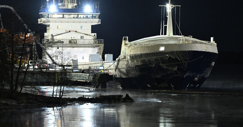Finland detains vessel, holds 14 after ship damages underwater cable