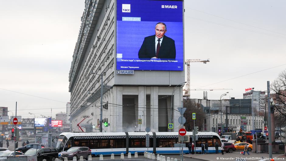 Russia's Putin blames Ukraine, NATO for war during live Q&A – DW – 12/19/2025