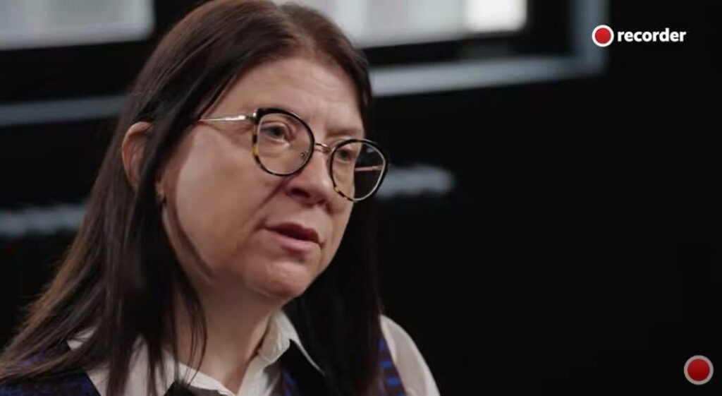 The Recorder documentary arrives in cinemas. It will be screened on Thursday, December 18, at Cinema ARTA in Cluj-Napoca. The screening will be followed by an open discussion with a lecture. university Dr. Andreea Chiș, former judge and former member of the Superior Council of Magistrates who appears in the documentary