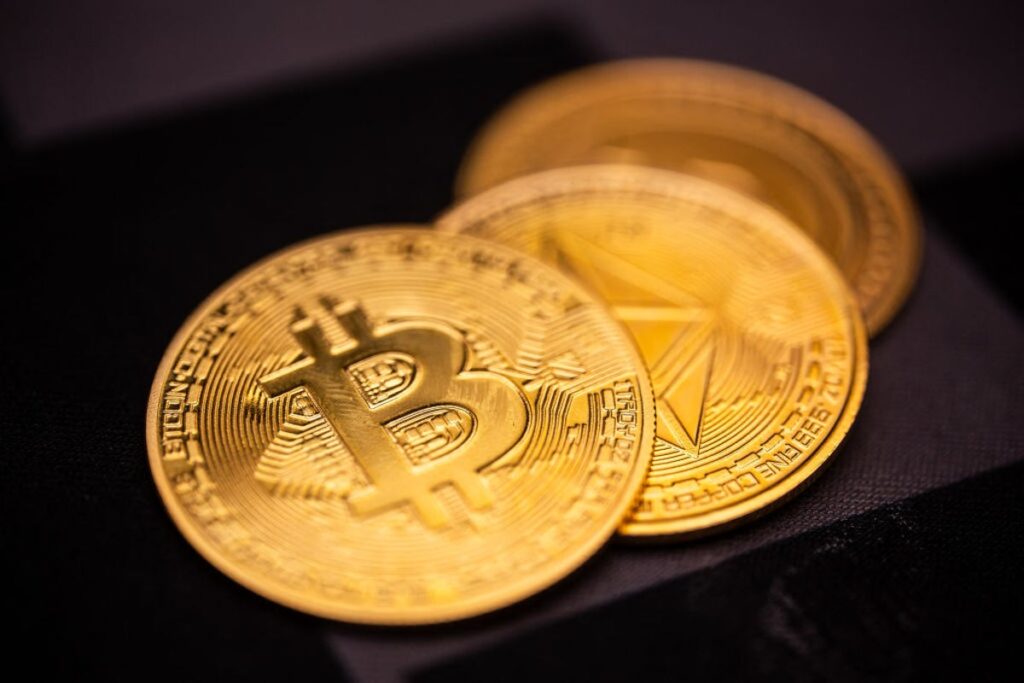 UK Treasury to regulate cryptocurrency under new legislation UK Treasury to regulate cryptocurrency under new legislation