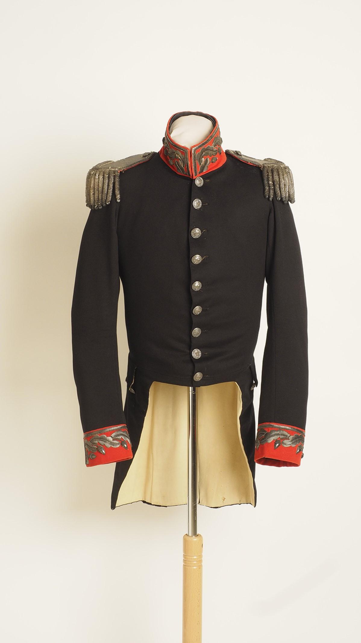 Superior Civil Officer coatee. Private collection, Malta. Photo: Peter Bartolo Parnis