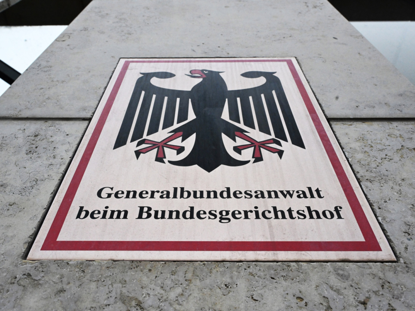 Switzerland extradites suspected spy to Germany