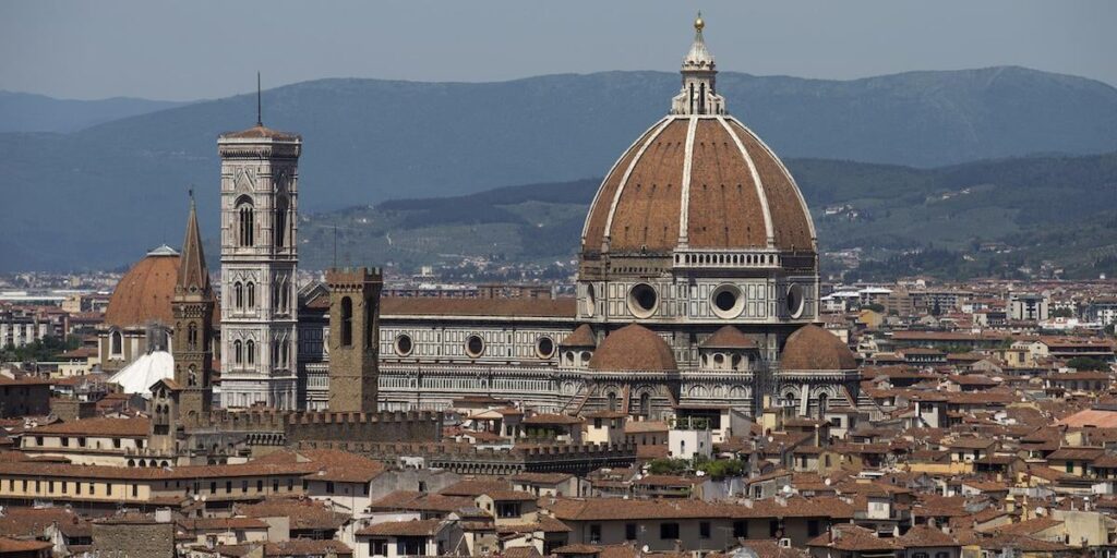 According to the Constitutional Court, municipalities can regulate short-term rentals, agreeing with Tuscany