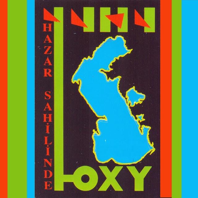 What is that thing written like "Foxy" below? (Men Türküm)