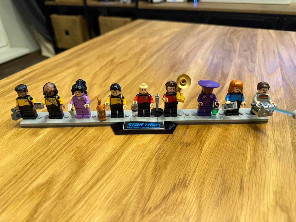 [Lego 10356] It was a productive weekend.