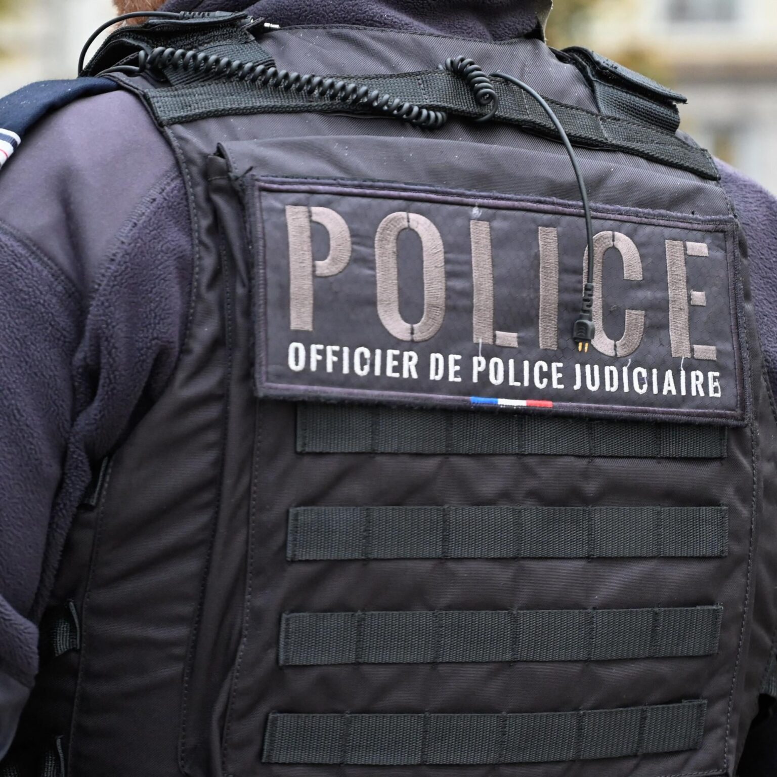 She resold police files on Snapchat: a police officer and her companion arrested